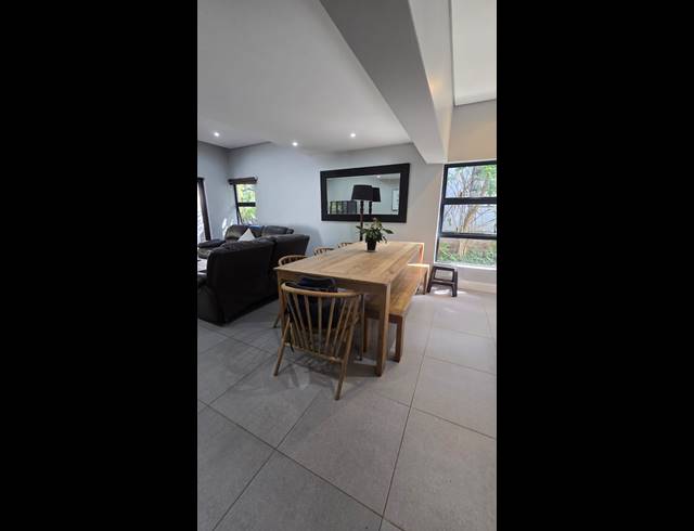3 BEDROOM FREESTANDING FOR SALE IN PALM LAKES ESTATE